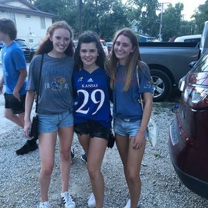 Meet your Posher, Lucy